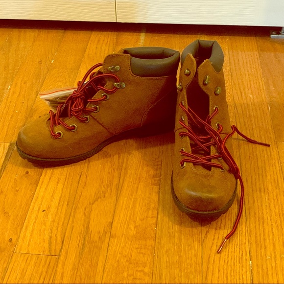 American Eagle By Payless Shoes - NWT Brown Boots